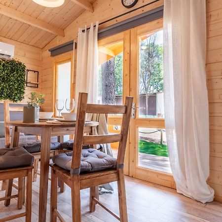 L' Escala Bungalow Forest מראה חיצוני תמונה