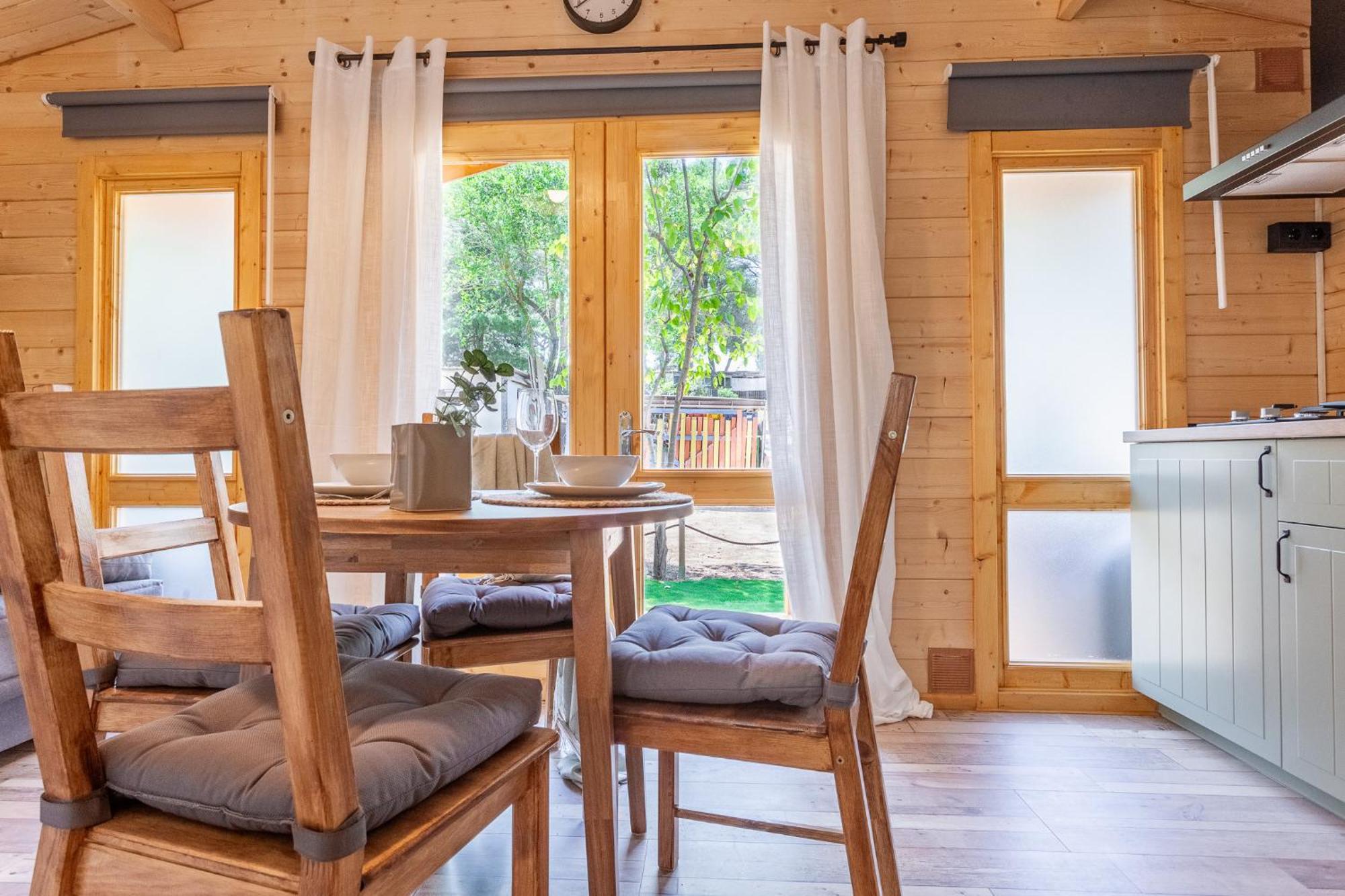 L' Escala Bungalow Forest מראה חיצוני תמונה